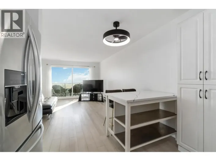 208 312 CARNARVON STREET, New Westminster