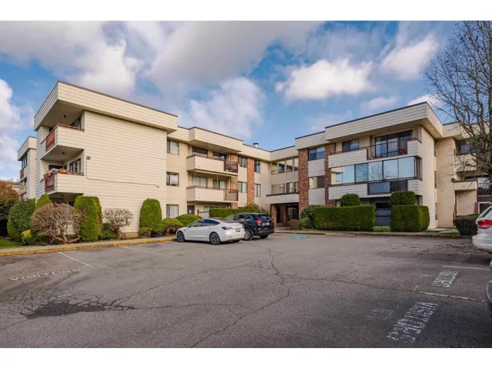 208 32885 GEORGE FERGUSON WAY, Abbotsford