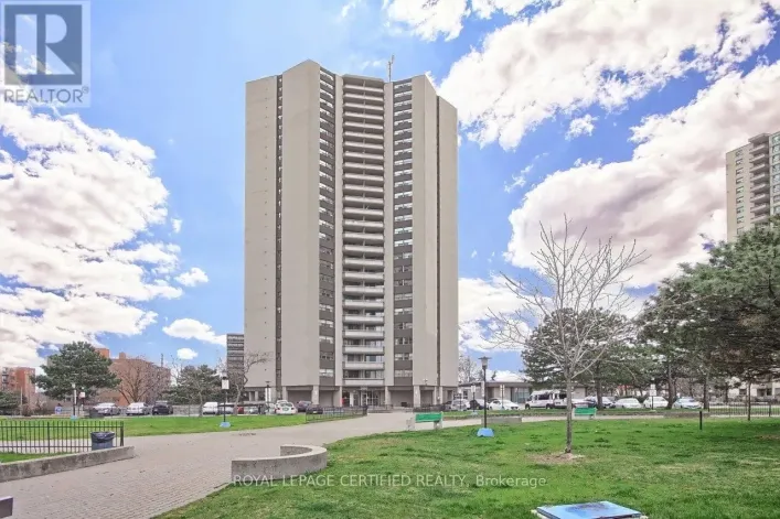 208 - 380 DIXON ROAD, Toronto