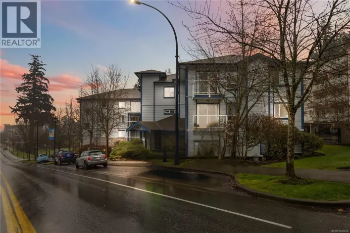 208 383 Wale Rd, Colwood