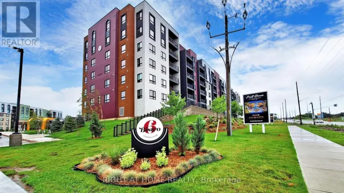 208 - 4 SPICE WAY, Barrie