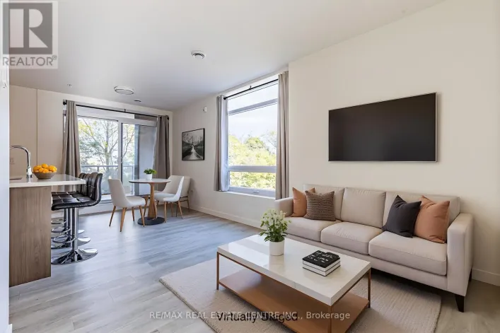 208 - 455 CHARLTON AVENUE E, Hamilton
