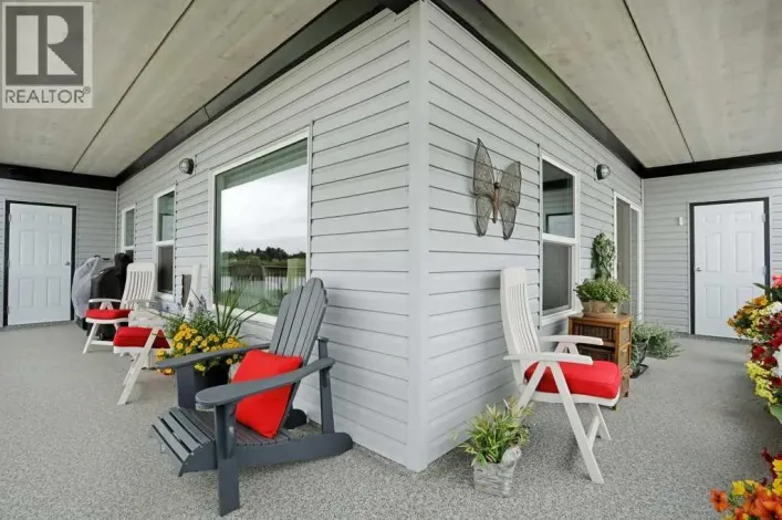 208, 499 Meadowlake Court E, Brooks