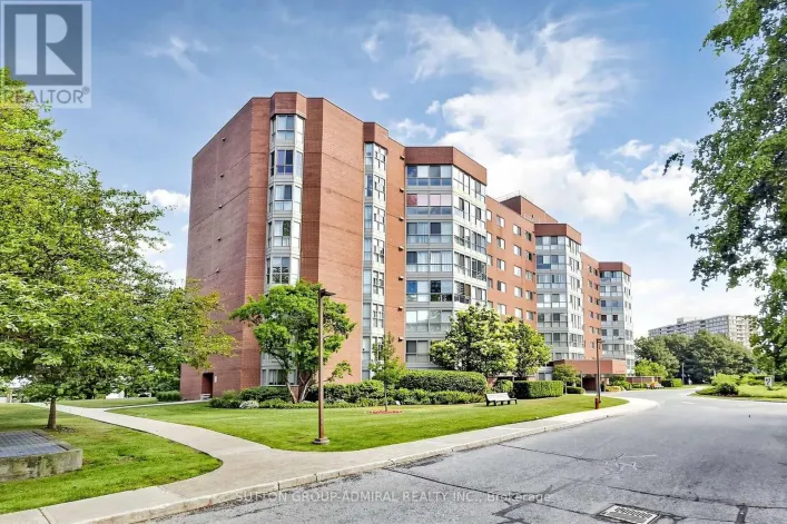 208 - 5 WELDRICK ROAD W, Richmond Hill