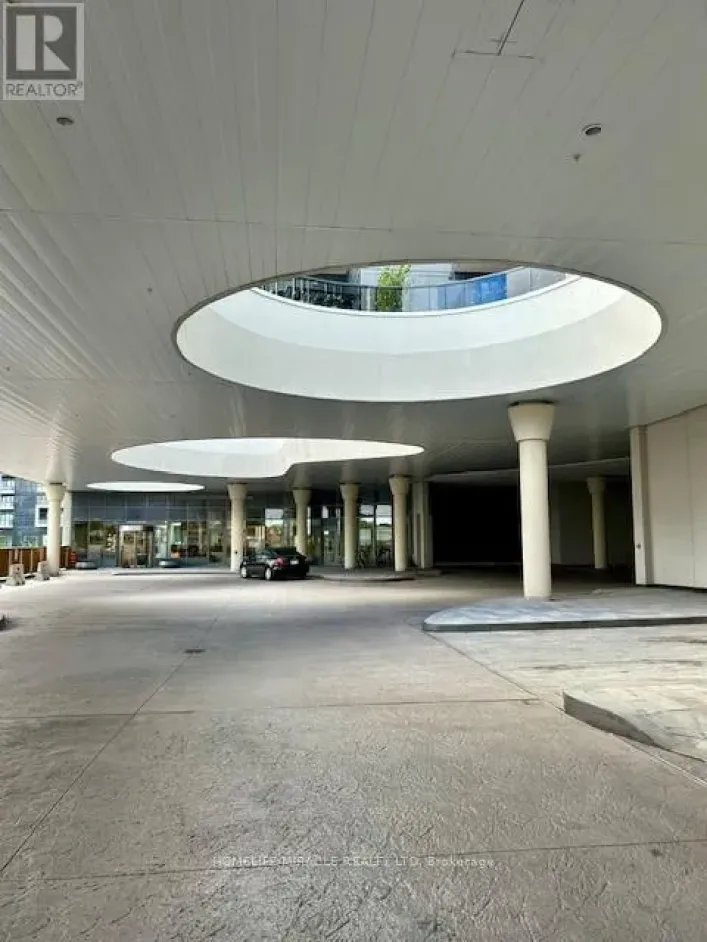 208 - 5081 HURONTARIO STREET, Mississauga