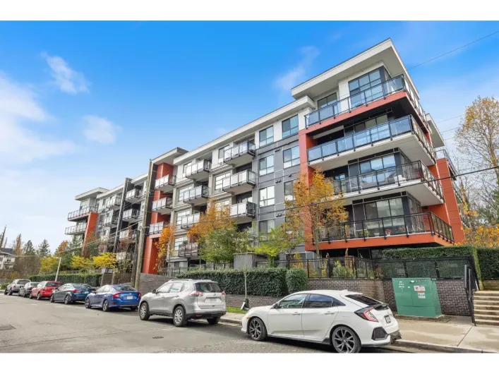 208 5485 BRYDON CRESCENT, Langley