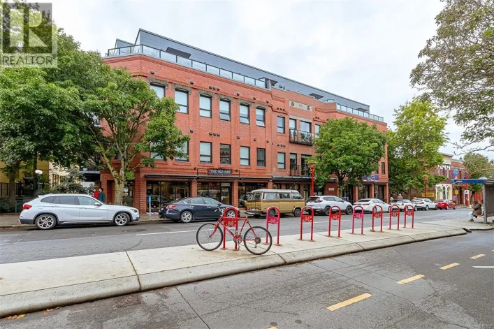 208 595 Pandora Ave, Victoria