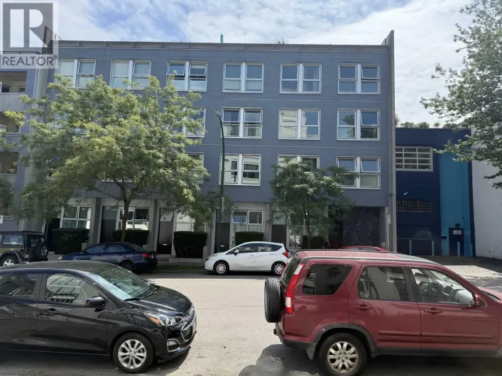 208 626 ALEXANDER STREET, Vancouver