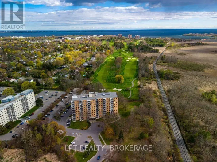 208 - 66 GREENVIEW DRIVE, Kingston