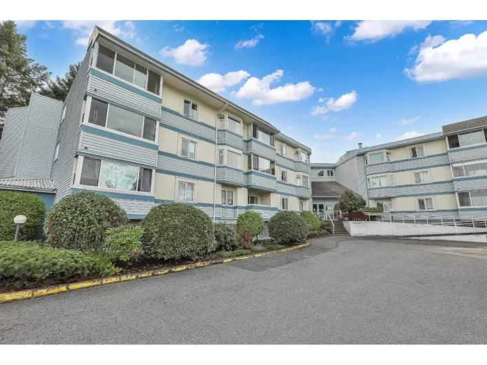 208 7175 134 STREET, Surrey