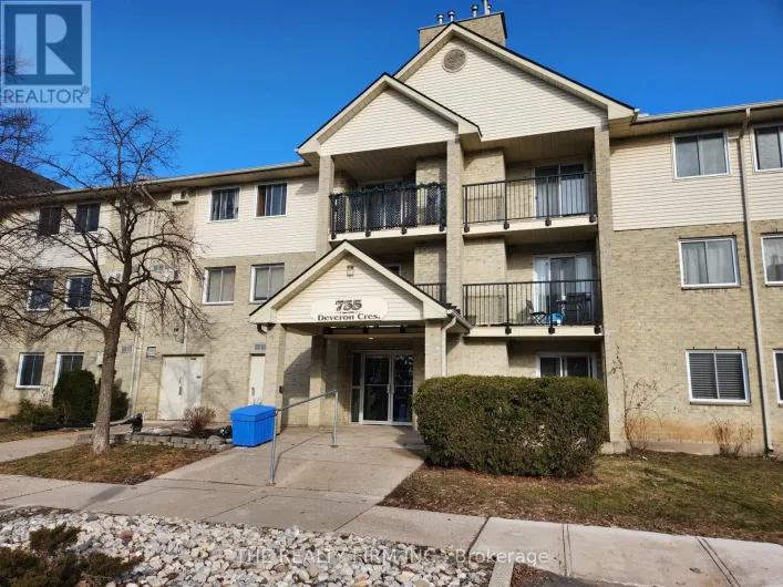 208 - 735 DEVERON CRESCENT, London South