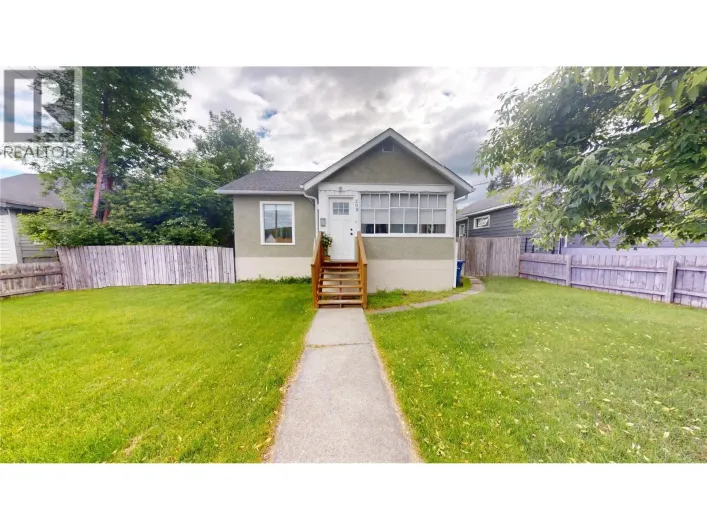 208 8th Avenue S, Cranbrook