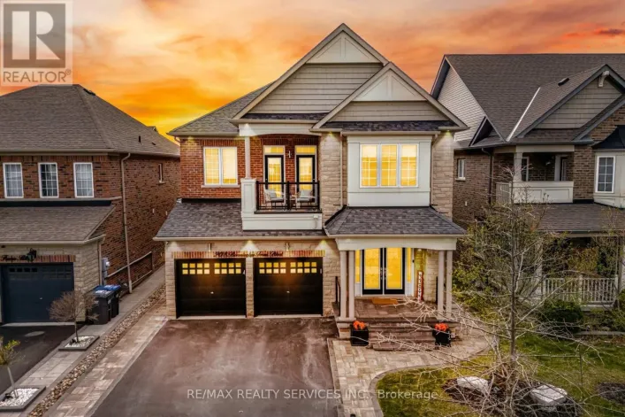 208 BONNIEGLEN FARM BOULEVARD, Caledon