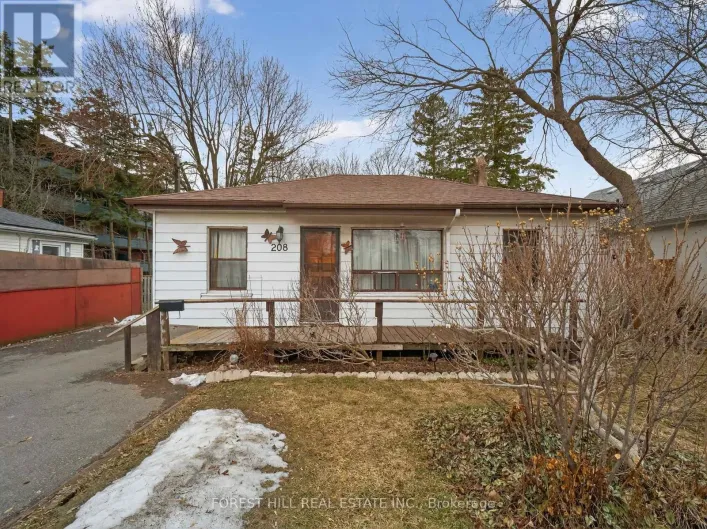208 ESSEX AVENUE, Richmond Hill
