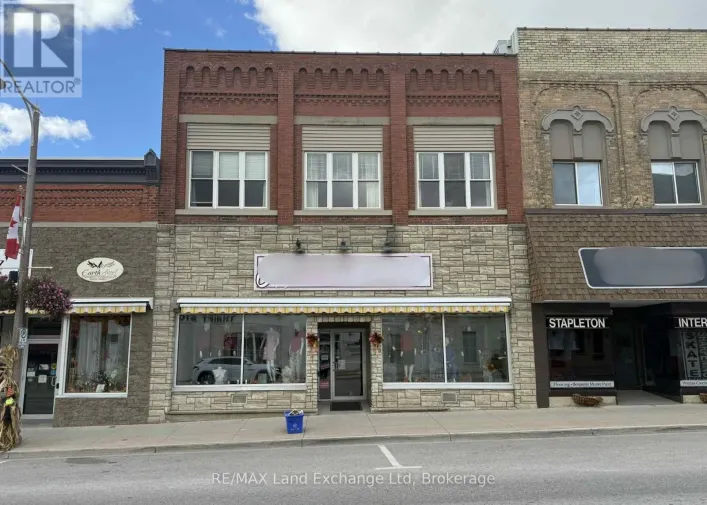 208 JOSEPHINE STREET, North Huron