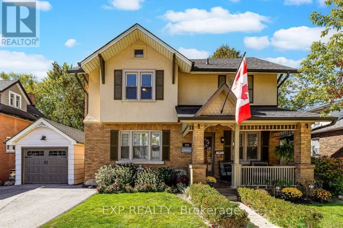 208 LORNE AVENUE, Newmarket