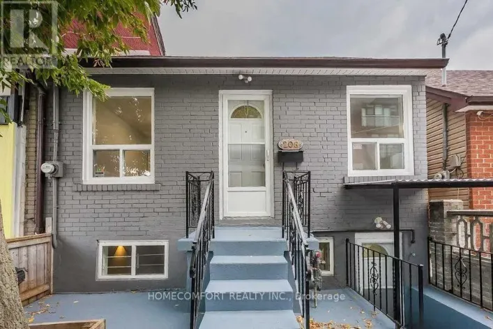 208 MANNING AVENUE, Toronto