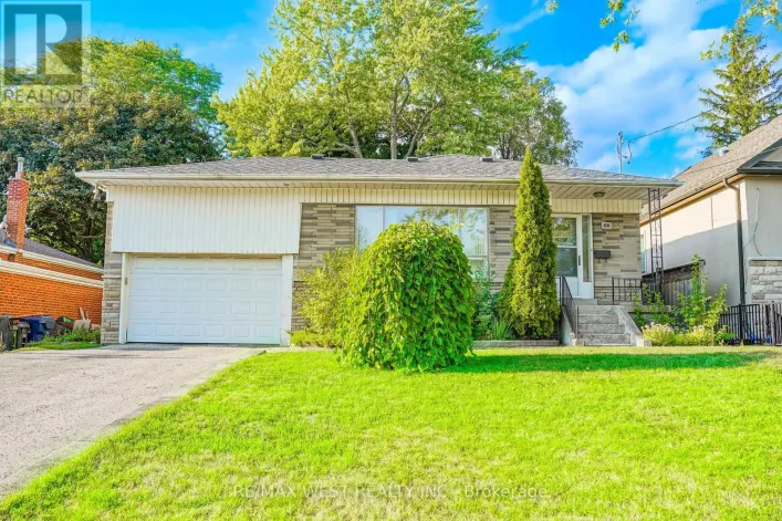 208 PARK HOME AVENUE, Toronto