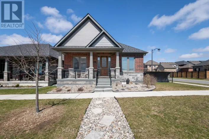 208 STRACHAN STREET, Port Hope