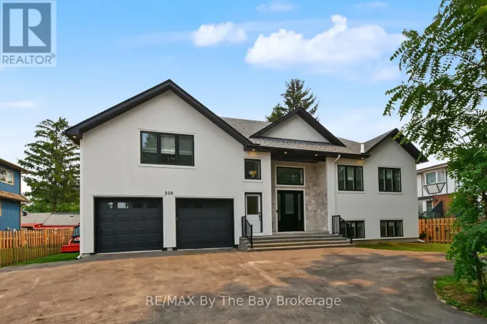 208 THOMAS STREET, Clearview