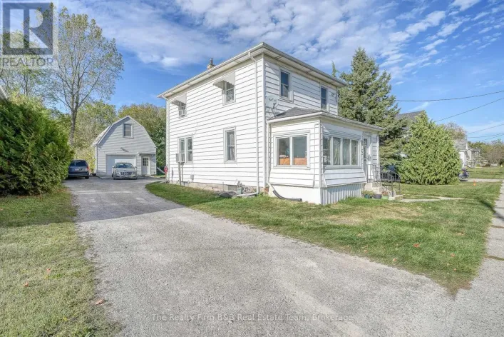 208 VICTORIA STREET, Ingersoll