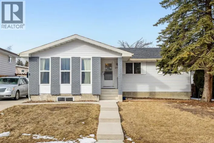 208 Woodpark Place SW, Calgary
