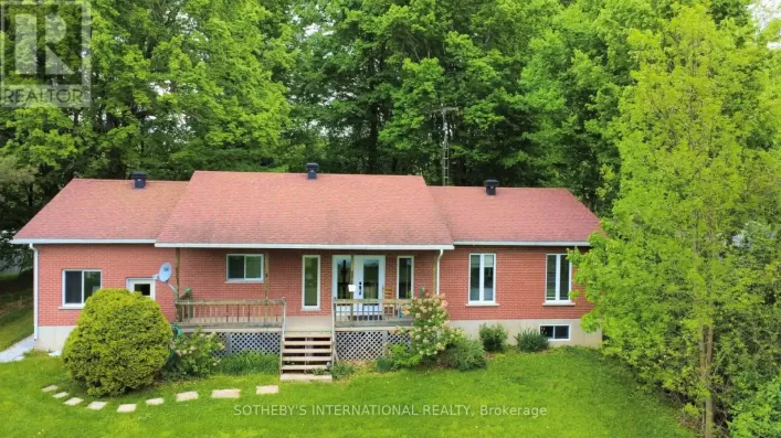 20820 SOUTH SERVICE ROAD, South Glengarry