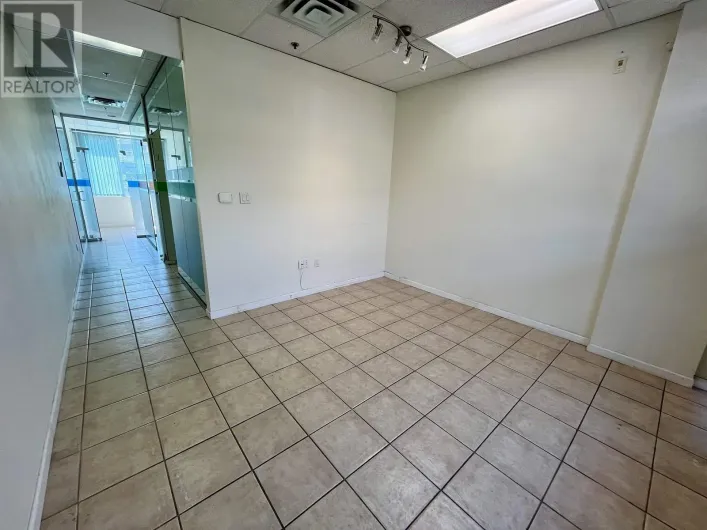 2085 8888 ODLIN CRESCENT, Richmond