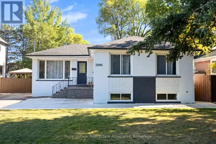 2086 BRIDGE ROAD, Oakville