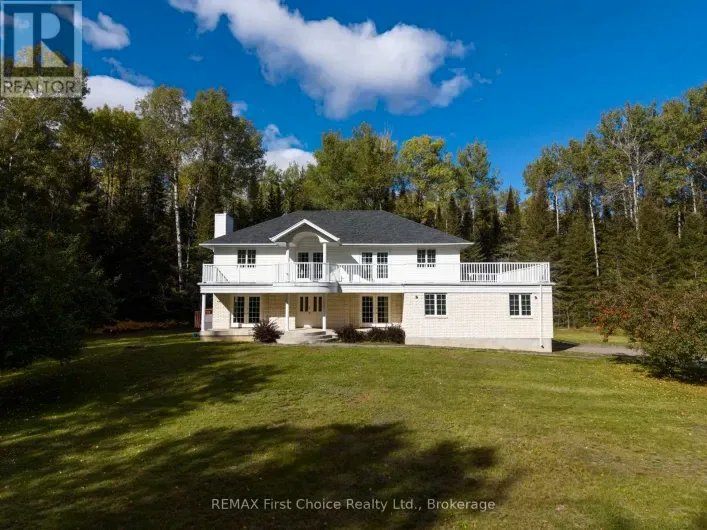 House for sale: 2086 GRANITE ROAD, Thunder Bay