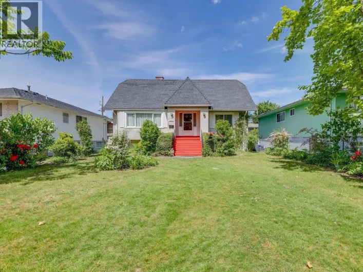 2087 E 26TH AVENUE, Vancouver