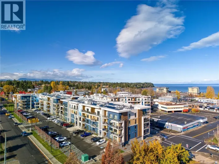 209 120 Jensen Ave W, Parksville