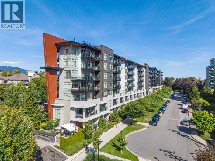 209 128 E 8TH STREET, North Vancouver