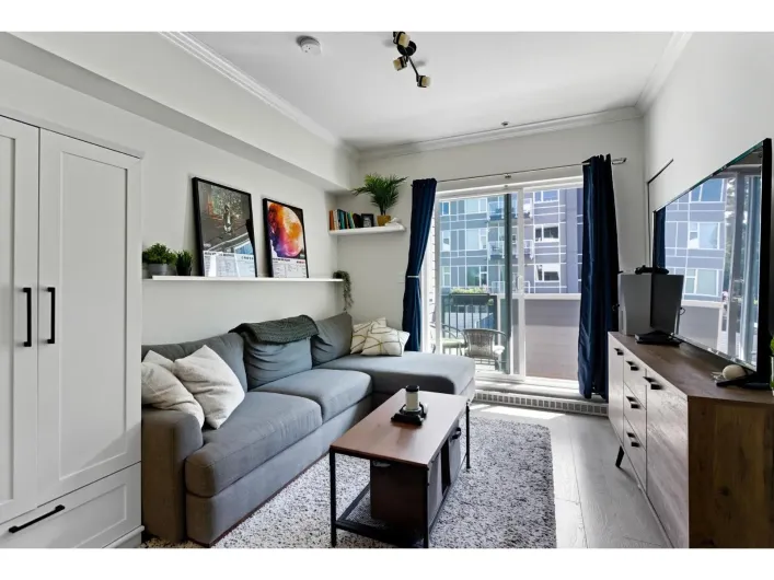 209 13678 GROSVENOR ROAD, Surrey