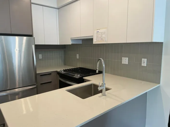 209 13788 76 AVENUE, Surrey