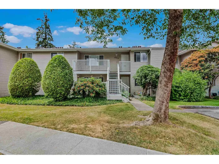209 13947 72 AVENUE, Surrey