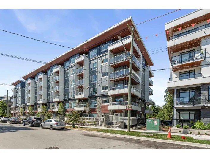 209 14225 103A AVENUE, Surrey