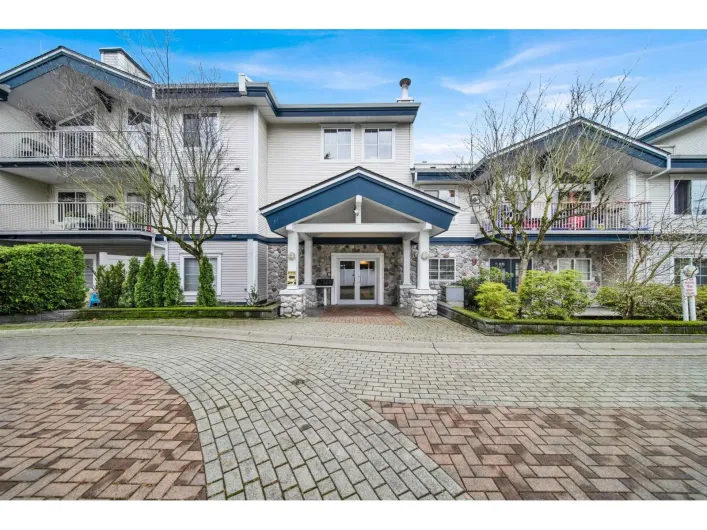 209 15298 20 AVENUE, Surrey