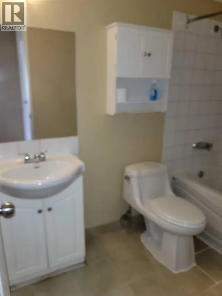209, 1712 38 Street SE, Calgary