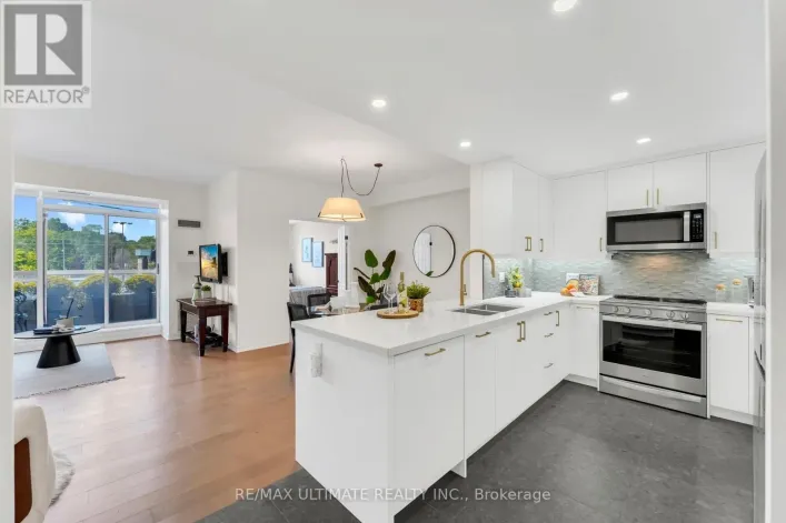 209 - 1750 BAYVIEW AVENUE, Toronto