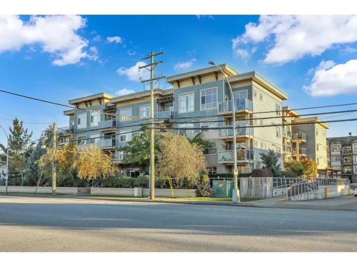 209 19936 56 AVENUE, Langley