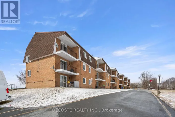 209 - 220 KENYON STREET W, North Glengarry