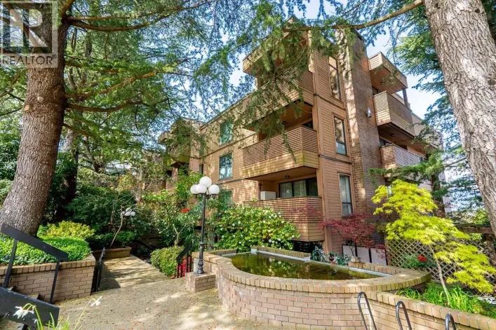 209 2211 W 2ND AVENUE, Vancouver