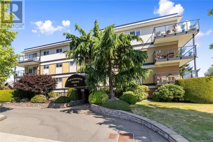 209 255 Hirst Ave, Parksville