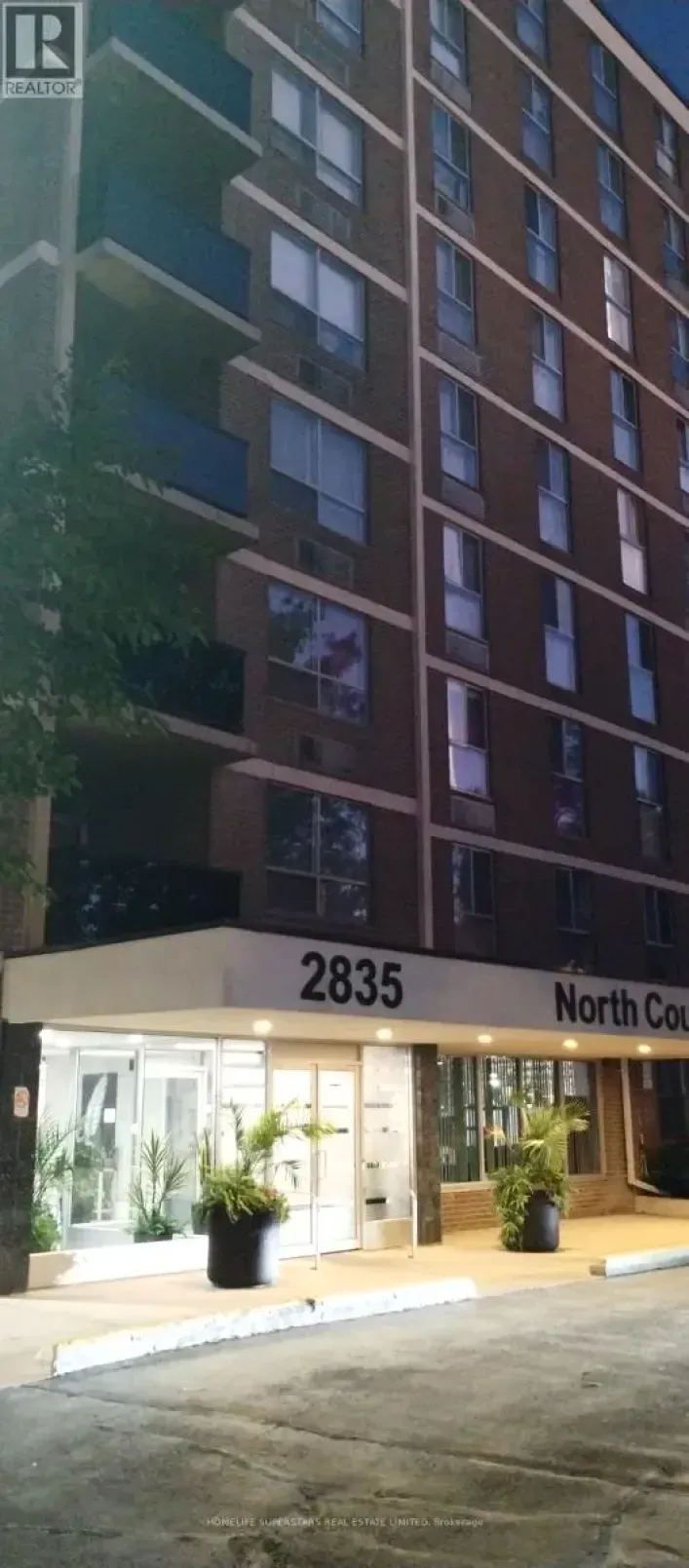 209 - 2835 ISLINGTON AVENUE, Toronto