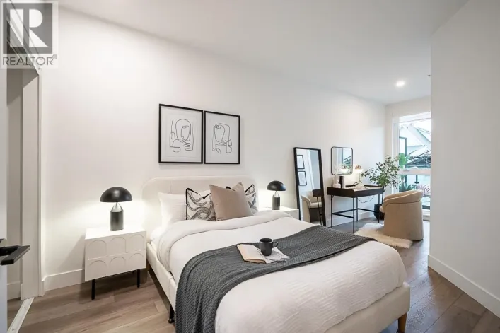 209 422 LAKEWOOD DRIVE, Vancouver