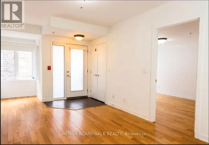 209 - 458D KING EDWARD AVENUE, Ottawa