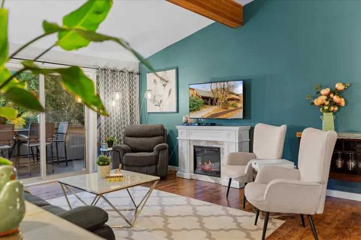 209 46210 CHILLIWACK CENTRAL ROAD|Chilliwack Proper South, Chilliwack