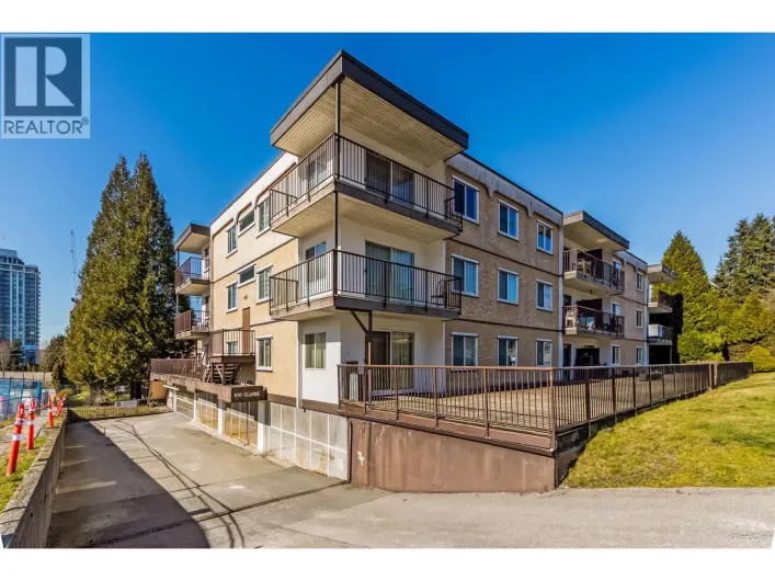 209 630 CLARKE ROAD, Coquitlam