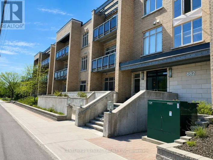 209 - 682 CHURCHILL AVENUE N, Ottawa